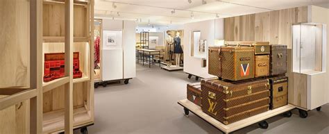 louis vuitton atelier interior.